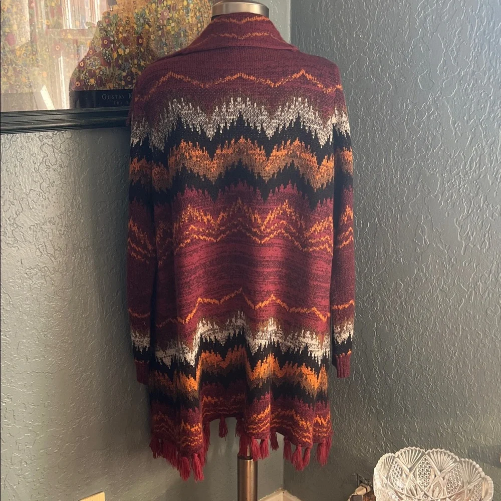 Absolutely Famous Burgundy and Black Zigzag Duster/Cardigan - Picture 6 of 7